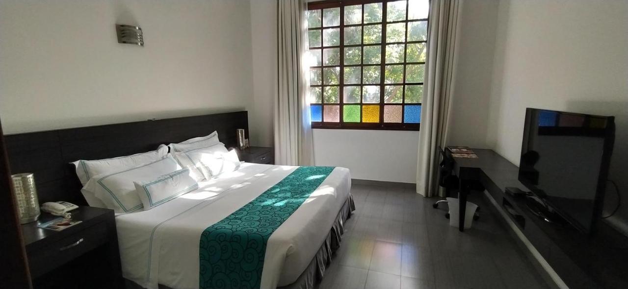 Hotel Union Girardot Luaran gambar